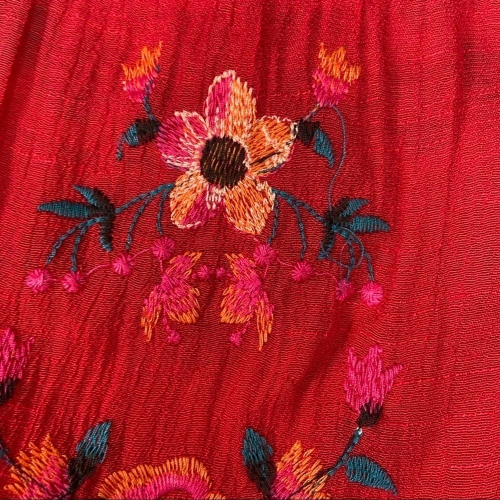 Umgee Floral Embroidered Short Sleeve Peasant Top - Picture 4 of 9